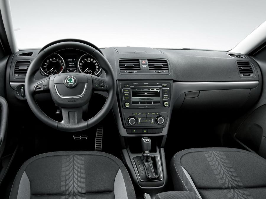  Skoda Yeti Adventure 2013 года  (фото 2 из 4)
